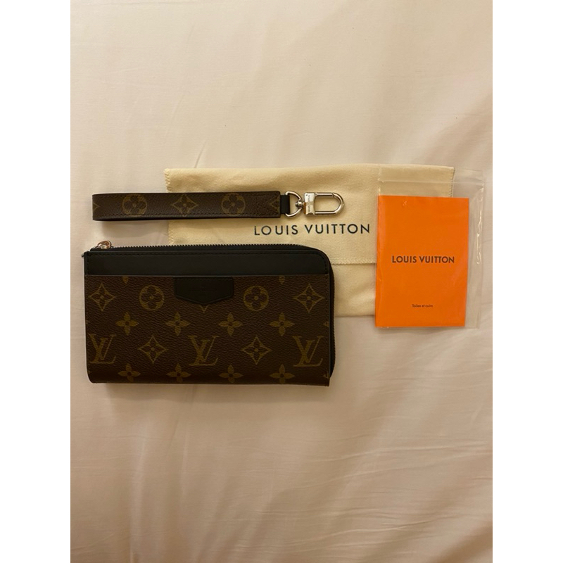 LV Zippy Dragonne Wallet Genuine Leather for male