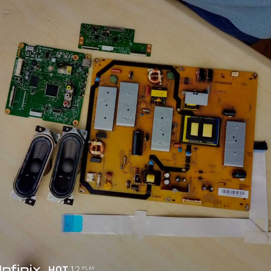 Toshiba 47L2400VM 47" TV MOTHER BOARD, POWER SUPPLY, T-CON,POWER BUTTON,CABLE CONNECTOR, BACKLIGHT, SPEAKER AND RIBBON
