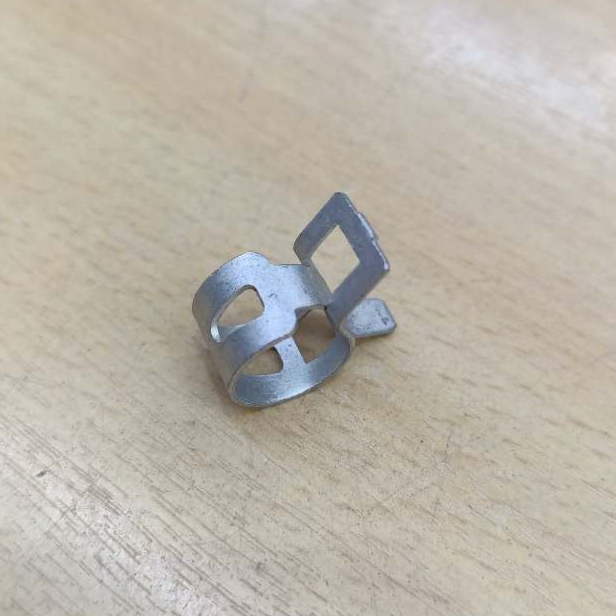 Pengapit Hos Minyak Untuk Mesin Potong Rumput (12mm)/Hose Clamp For Brush Cutter (12mm)