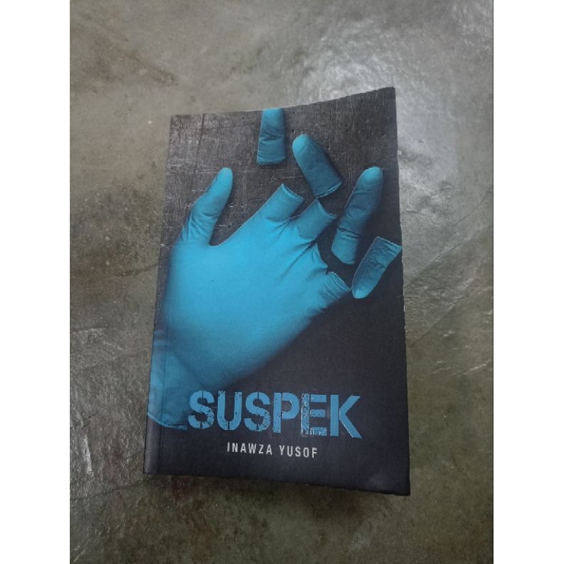 PRELOVED Suspek buku fixi tajuk suspek (Fixi)