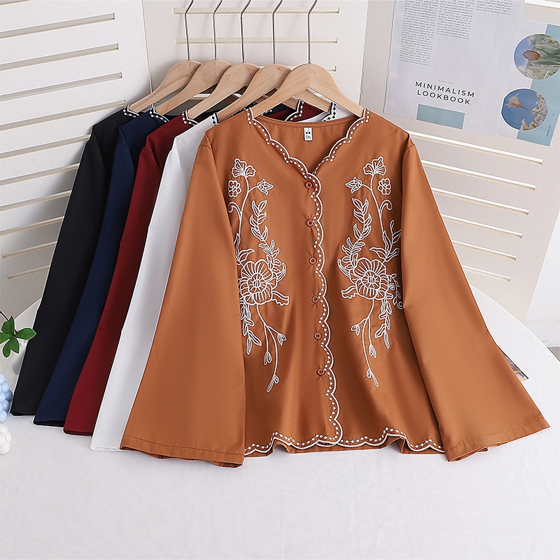 Women’s Retro 2025 Shirt, Floral Details, Loose Fit, Long Sleeves, Trendy Colors, Design Engineered to Slim