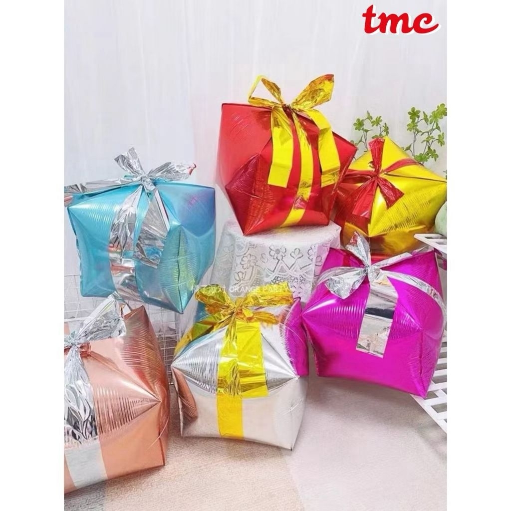 Gift Box cube foil balloons