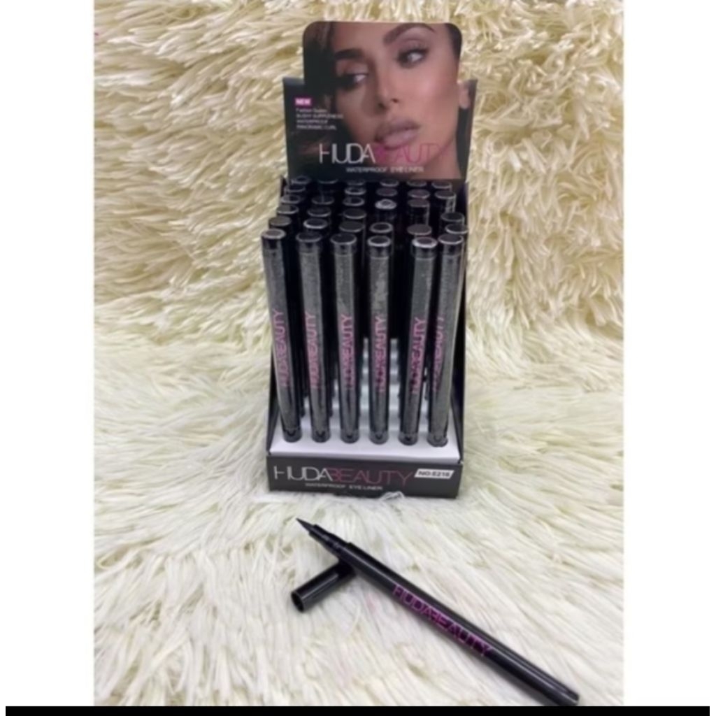 Eyeliner waterfoof..