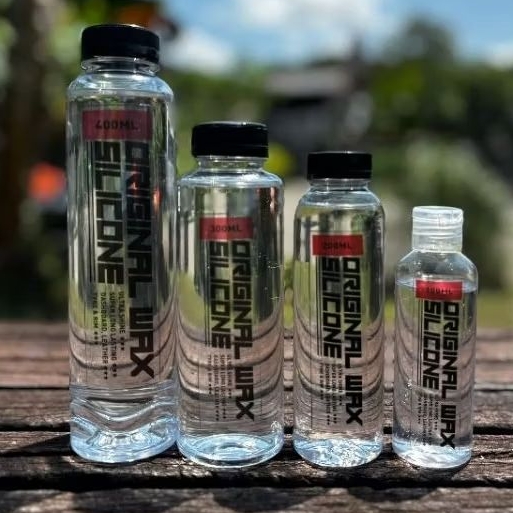 Liquid WAX SILICONE ORIGINAL FOR CAR AND MOTORCYCLE - Up to 2 weeks - TYRE, LEATHER & DASHBOARD -Car