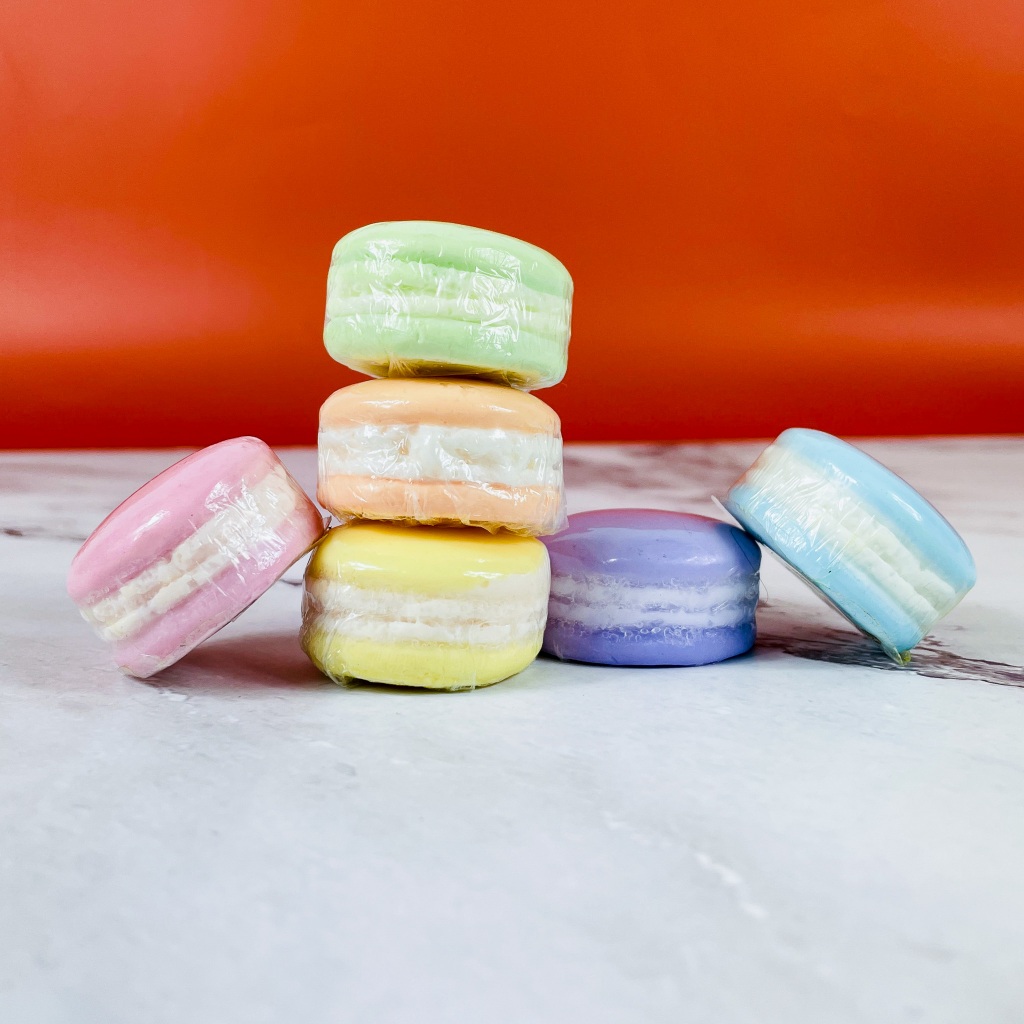 EVES ARTISAN SOAPS MACAROONS SOAP SET (6 IN 1) BOX