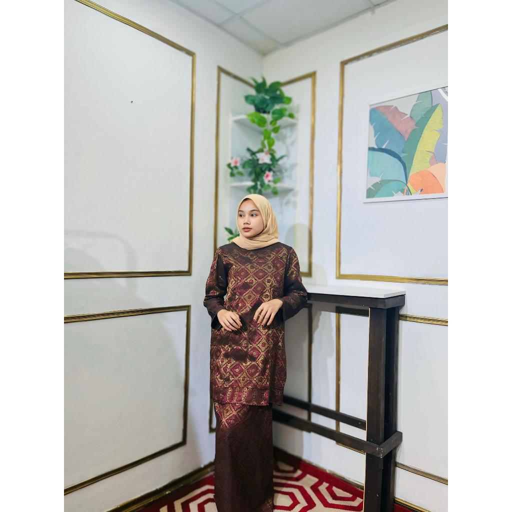 (CLEARANCE STOCK) Baju Kurung Songket Tenun Songket Asli Baju Kurung Moden Baju Raya Viral 2024