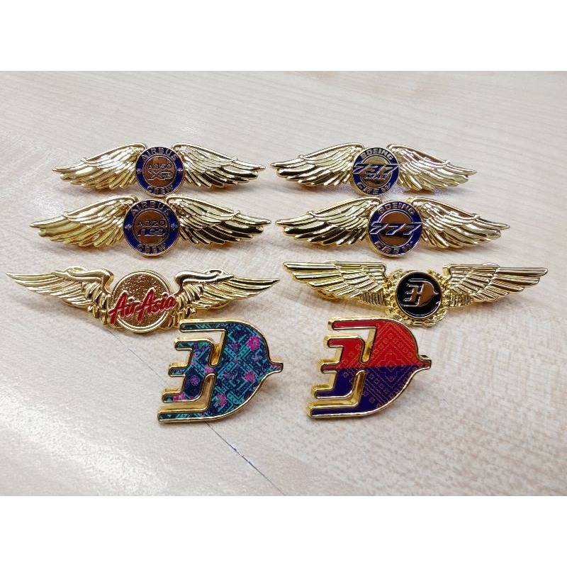 Pin badge logo kerongsang brooch clips malaysia airlines mas batik air asia flight