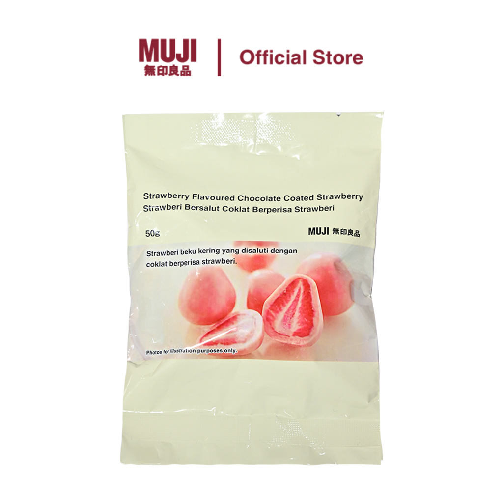 [HALAL] MUJI Strawberry Flavoured Chocolate Coated Strawberry 50g
