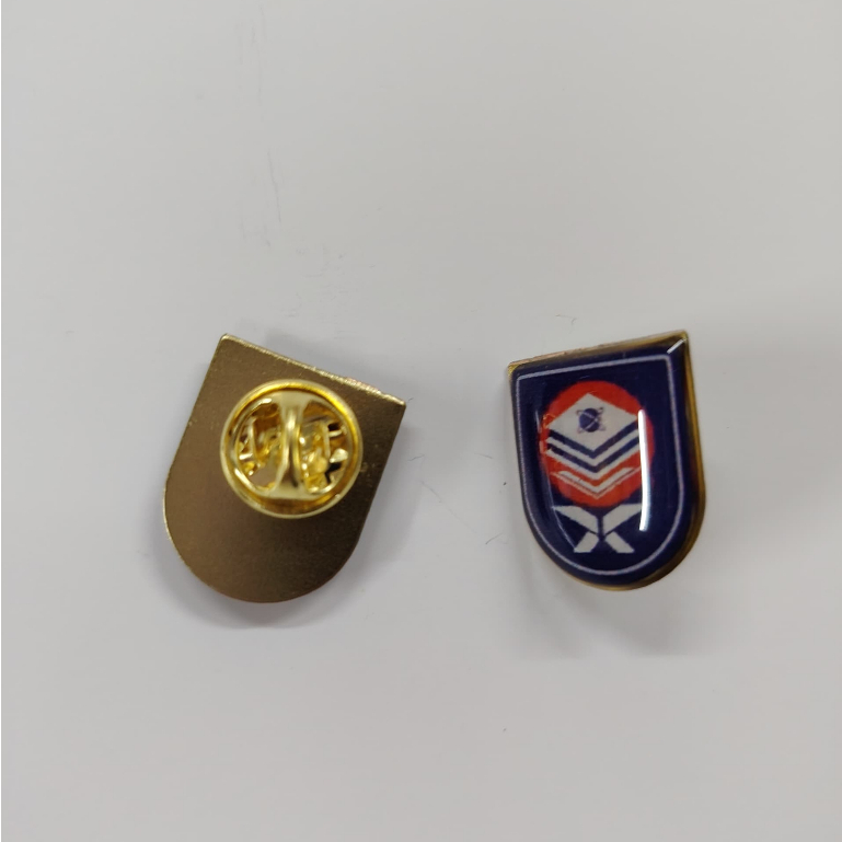 Collar Pin (UTHM) Universiti Tun Hussein Onn Malaysia (UTHM) gold collar pin