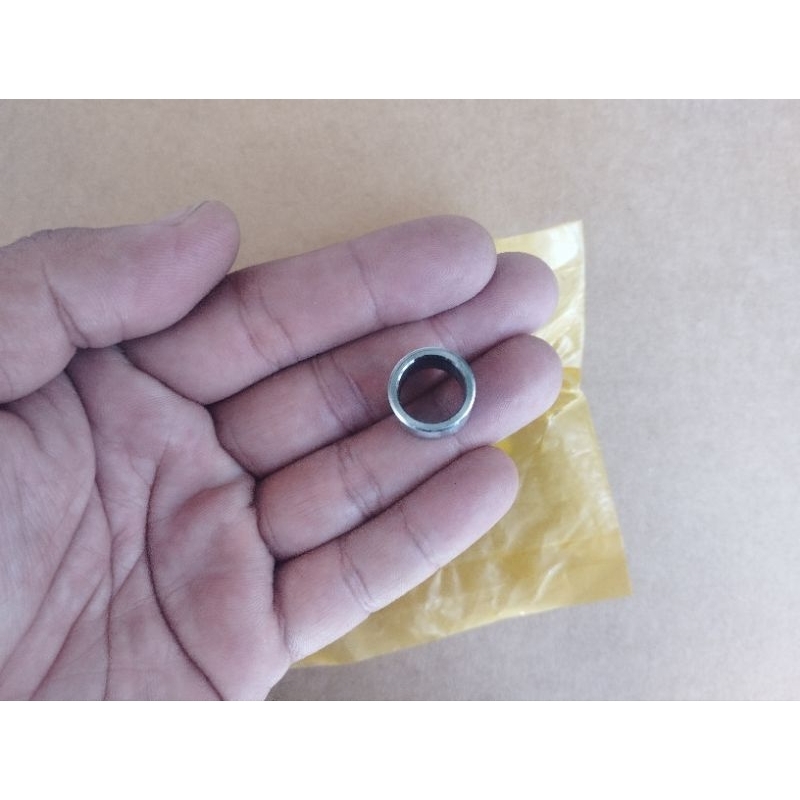 Inokom Lorimas AU26 D4BB Truck Balancer Shaft Cone Bush (Small) / Oil Pump Seal Sleeve 1pcs