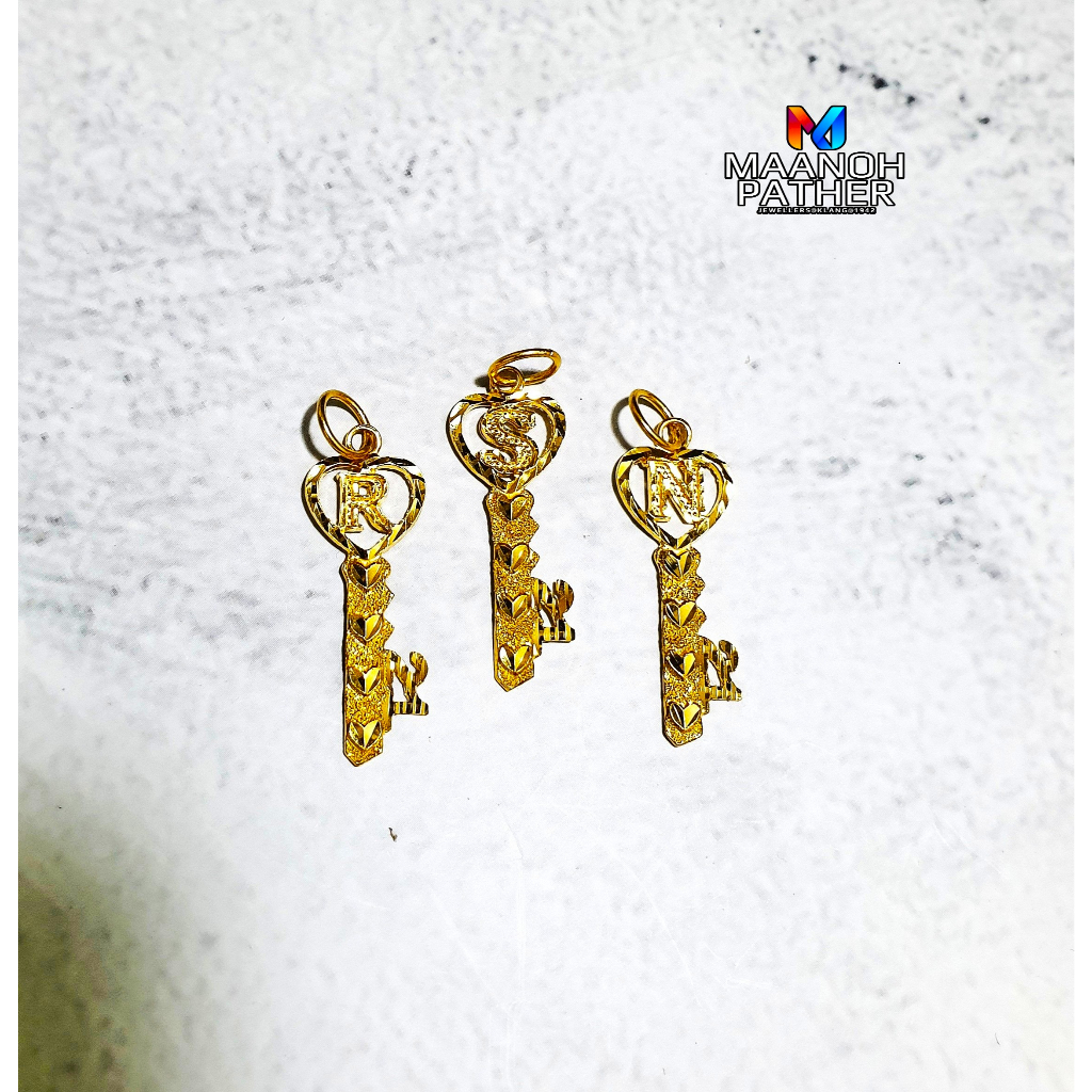 1.41GM-916 ALPHABET 21ST KEY PENDANT-916 PENDANT-916 INDIAN ALPHABET 21ST KEY PENDANT-916 GOLD ALPHABET 21ST KEY PENDANT