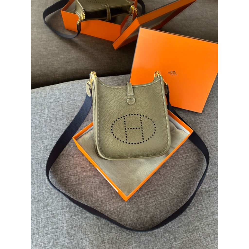 Authentic Hermes Evelyne Mini TPM