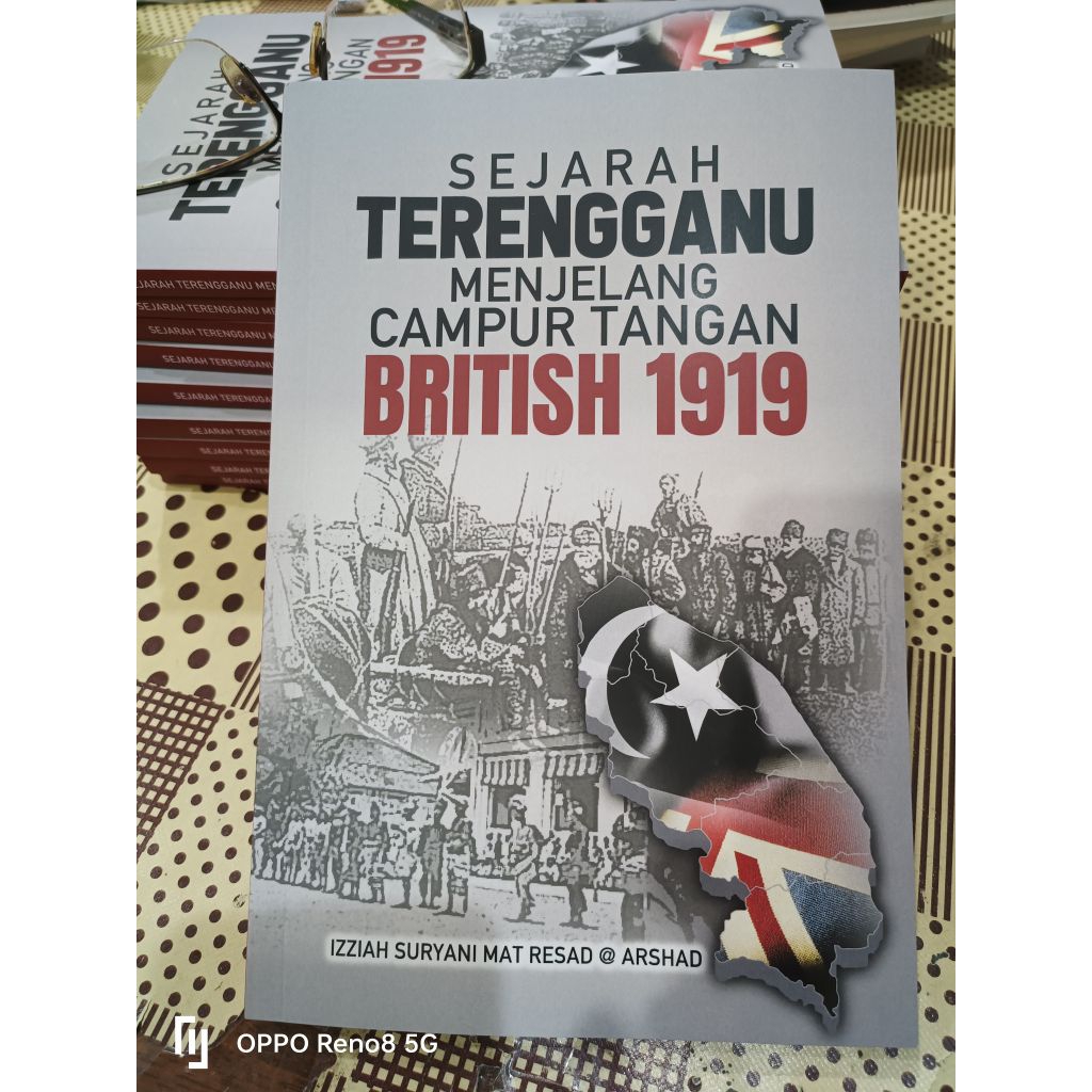ZBH. Sejarah Terengganu menjelang Campur Tangan British 1919. Izziah Suryani Mat Resad