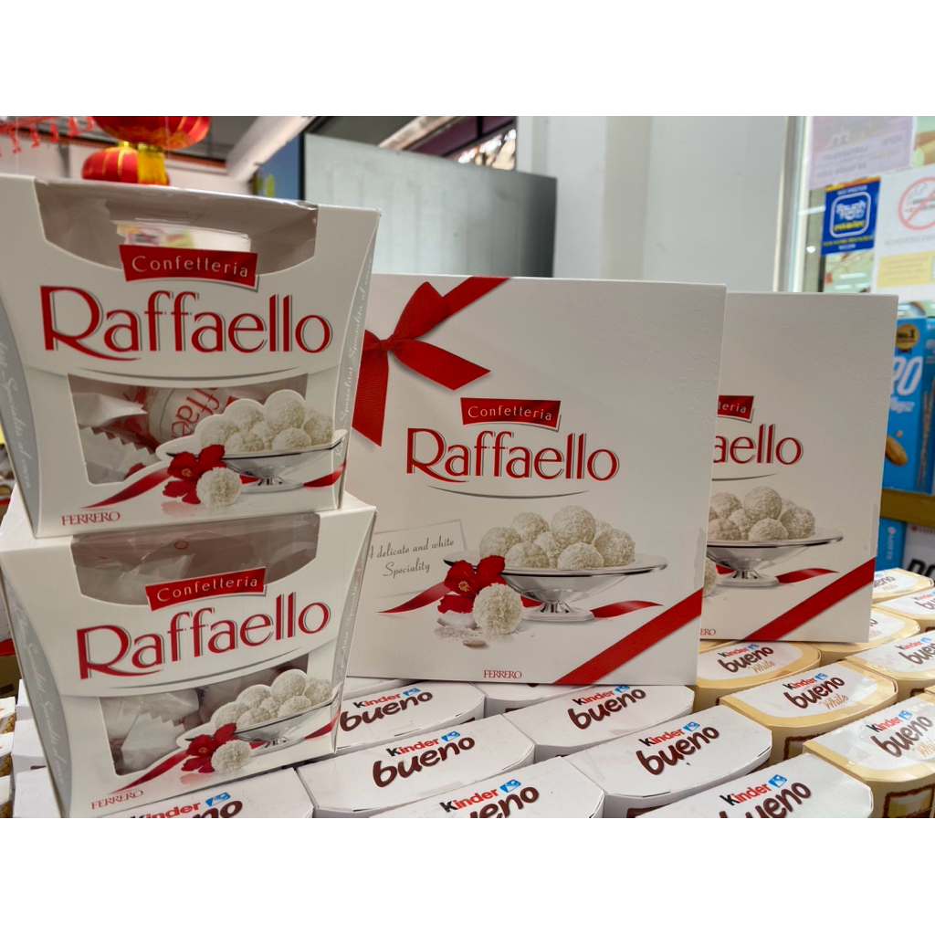 Raffaello Coconut Hazelnut Chocolate T15 /T23 (Gift Box)