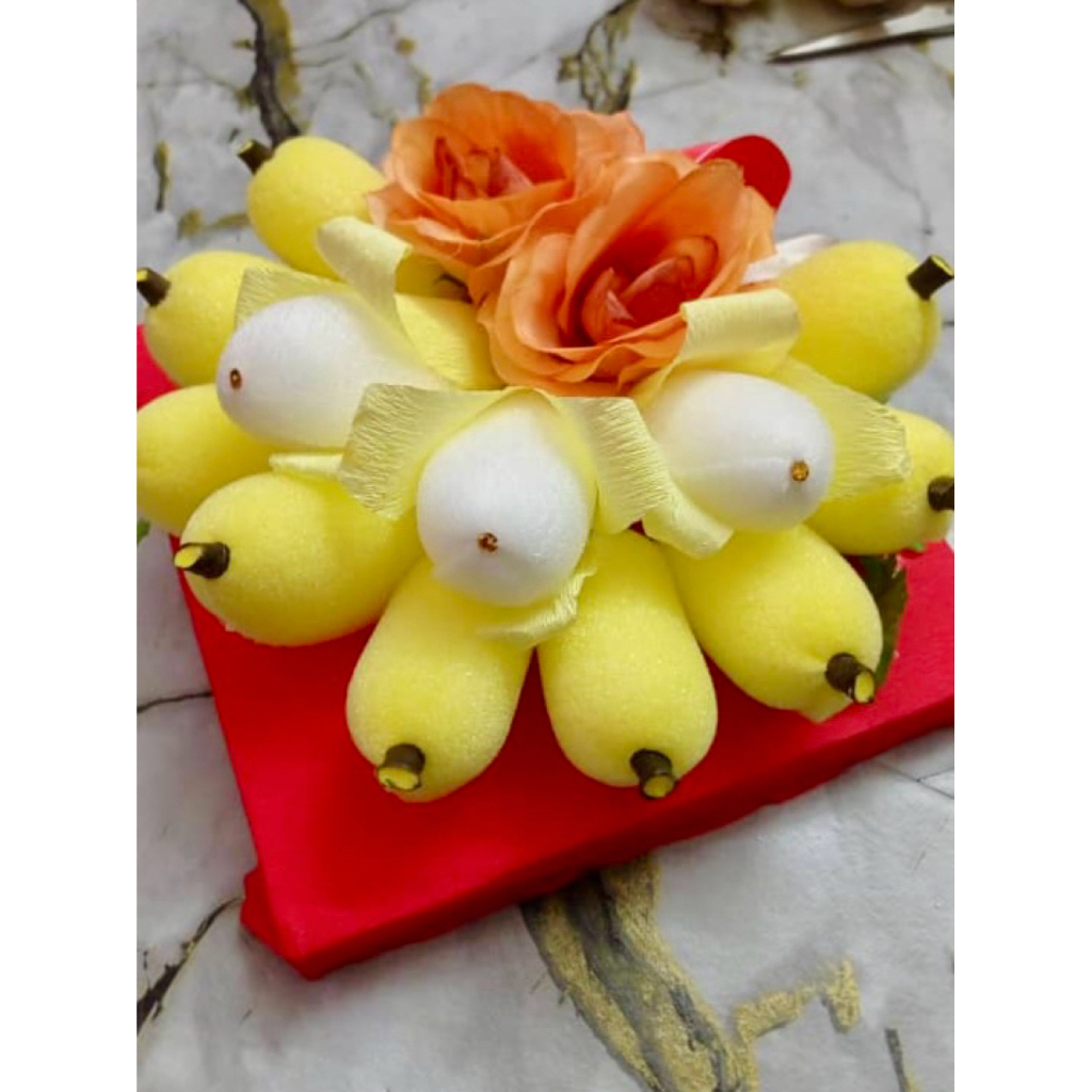 Gubahan Hantaran Kahwin Tunang Buah Pisang berisi gula