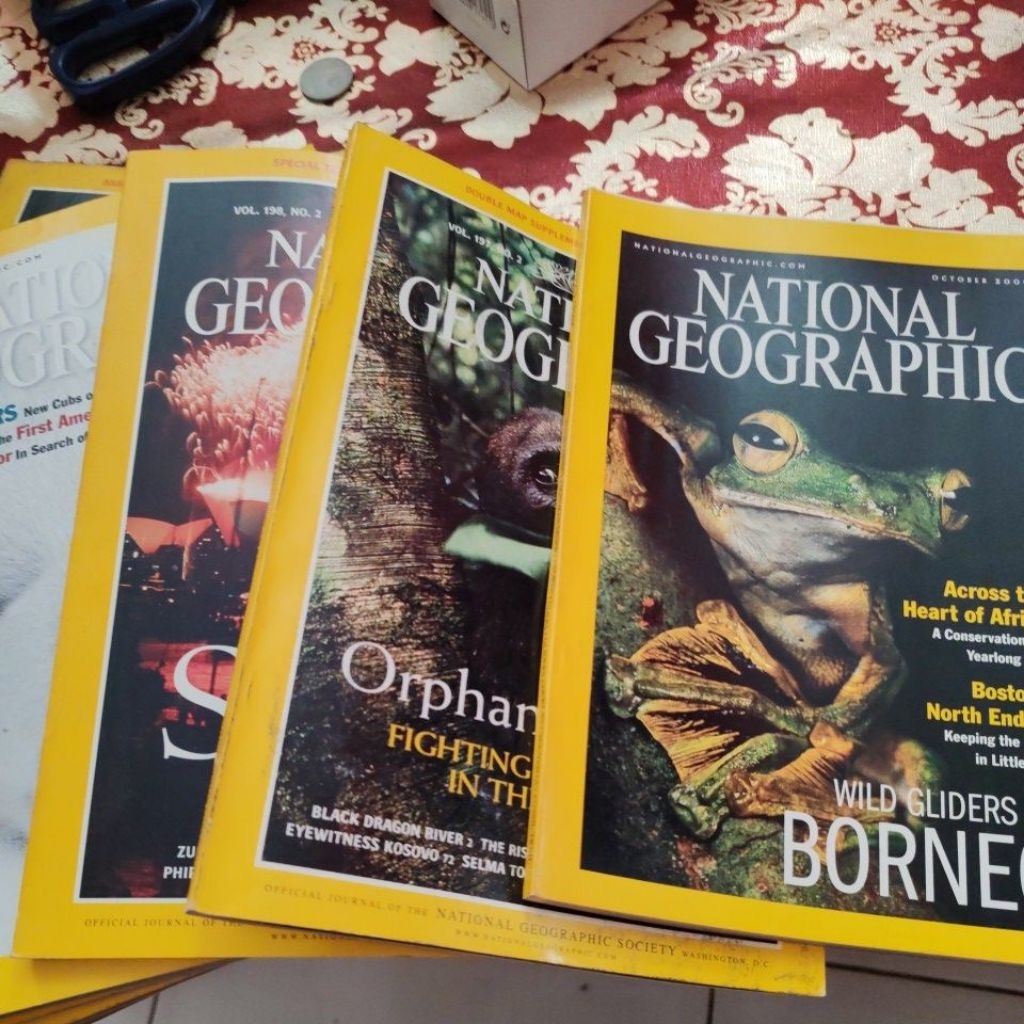 National Geographic Magazine 2000