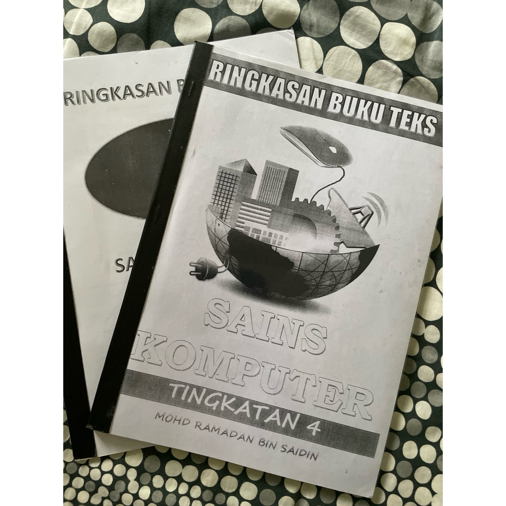 Ringkasan Buku Teks Sains Komputer Tingkatan 4 - Photocopy / Plastic Cover / Kulut Lutsinar (Preloved)