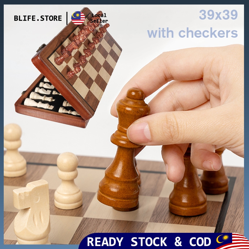 Wooden magnetic chess walnut two in one folding chess Foldable Chessmen Entertainment