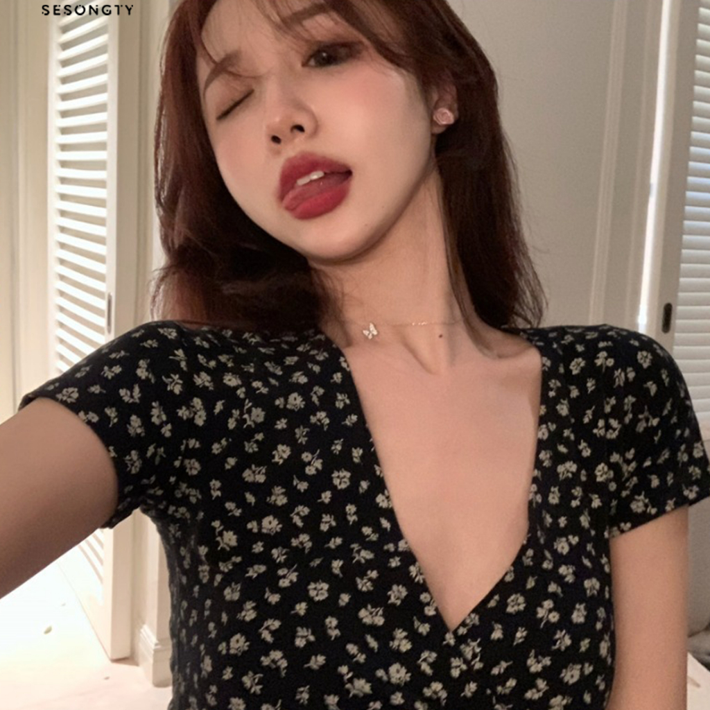 Floral T-shirt Slim Fit V-neck Short Crop Top Sexy