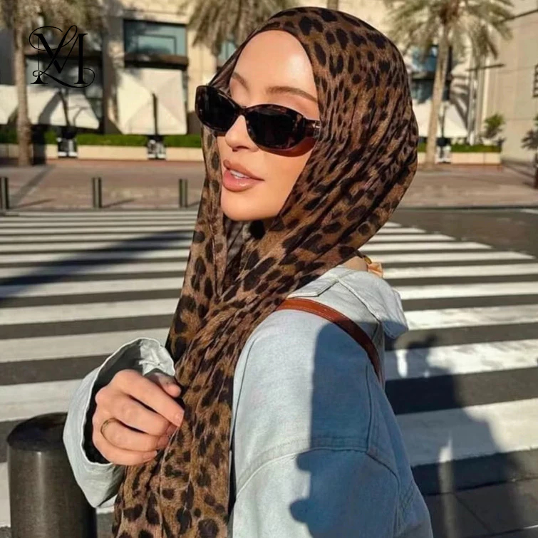 Most popular stylesTudung Muslim Selendang bercetak harimau bintang Printed Voile Leopard Shawl Long Wide Chiffon