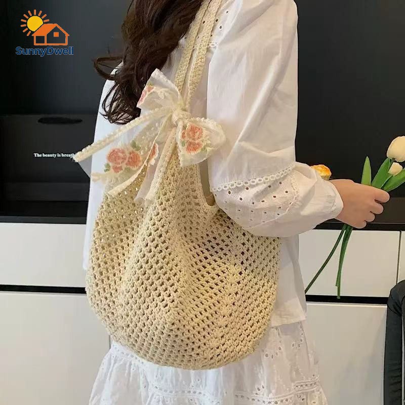 Fashion woven bag Underarm bag Fashionable Tote Bag Large capacity Seaside vacation hollowed out beach bag Beg anyaman