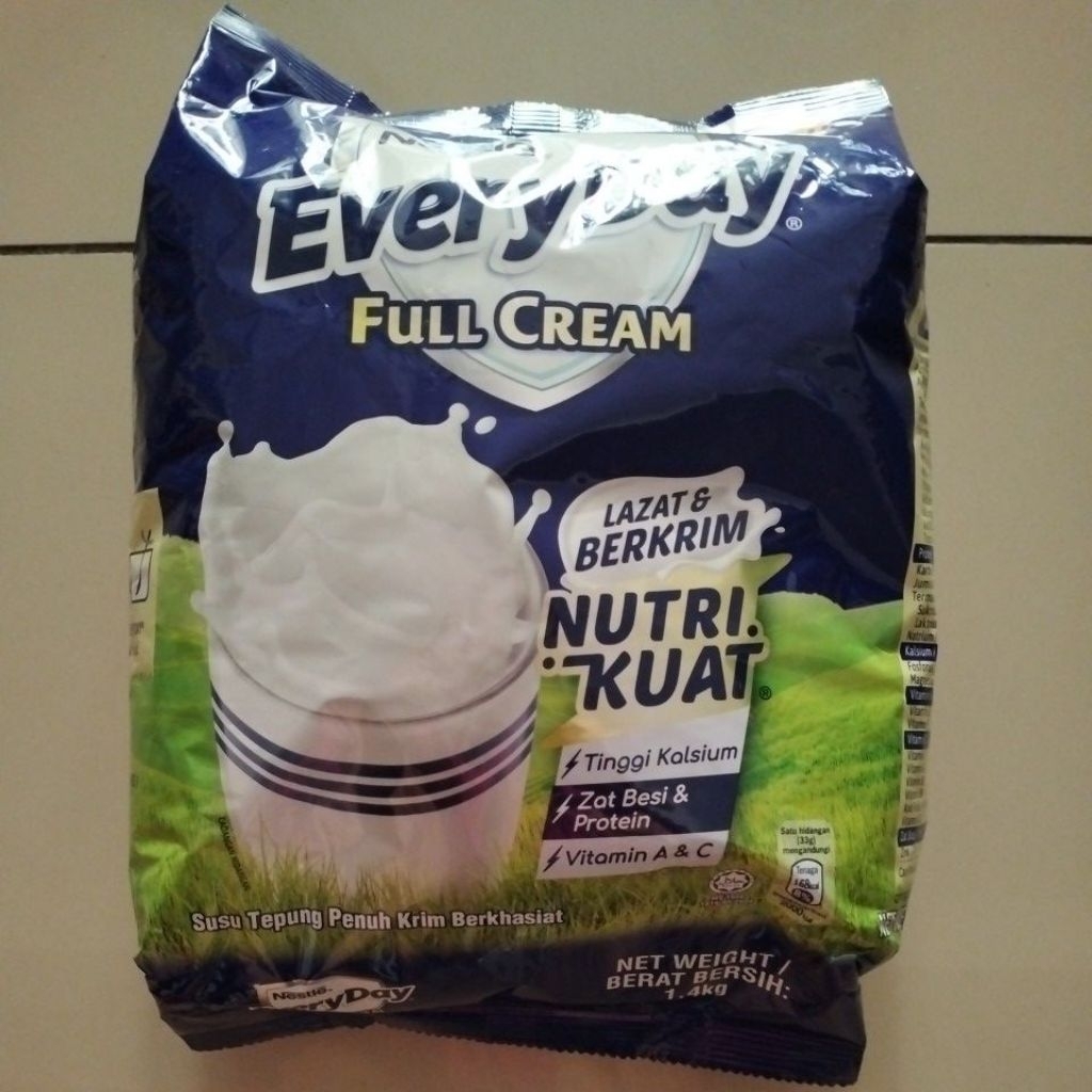 EveryDay Susu Tepung Penuh Krim Berkhasiat (1.4kg) exp : 08/26