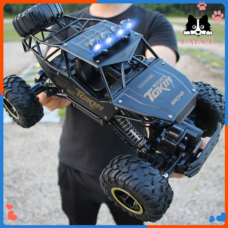 Large Scale Remote Control Car Drift Off-road Vehicle Four-wheel Drive Climbing Truck High-speed Head Lights for Kid