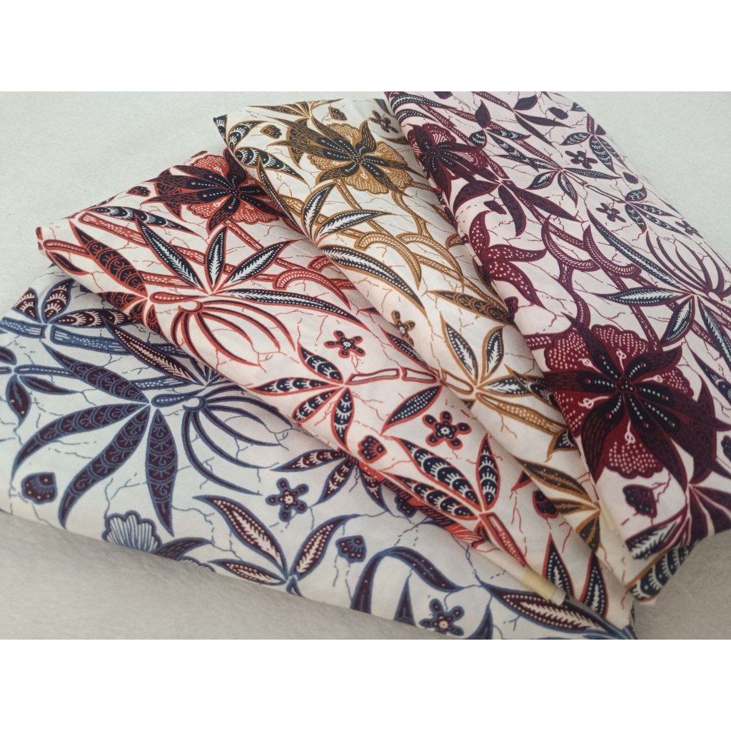 BLOUSE /KAIN BATIK F&C COLLECTION / KAIN BATIK VIRAL/ KAIN BATIK HALUS SUTERA / KAIN SARUNG BATIK CORAK FLORA