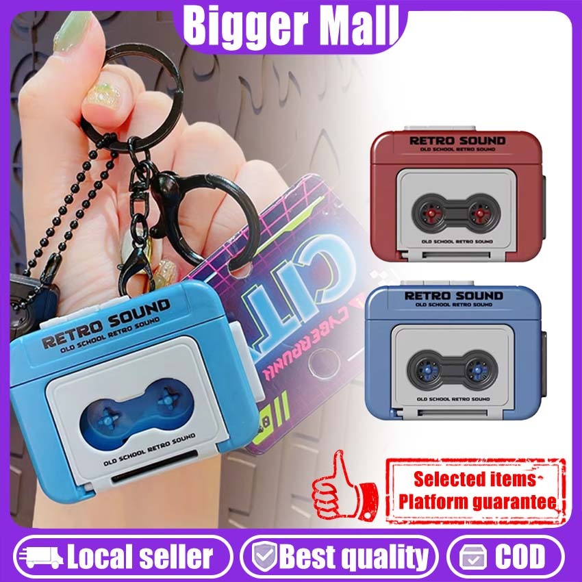【READY STOCK】Retro Sound Keychain/Record Player Bag Pendant/Vintage Tape Recorder Style/Fun Music Box Decorative Gift