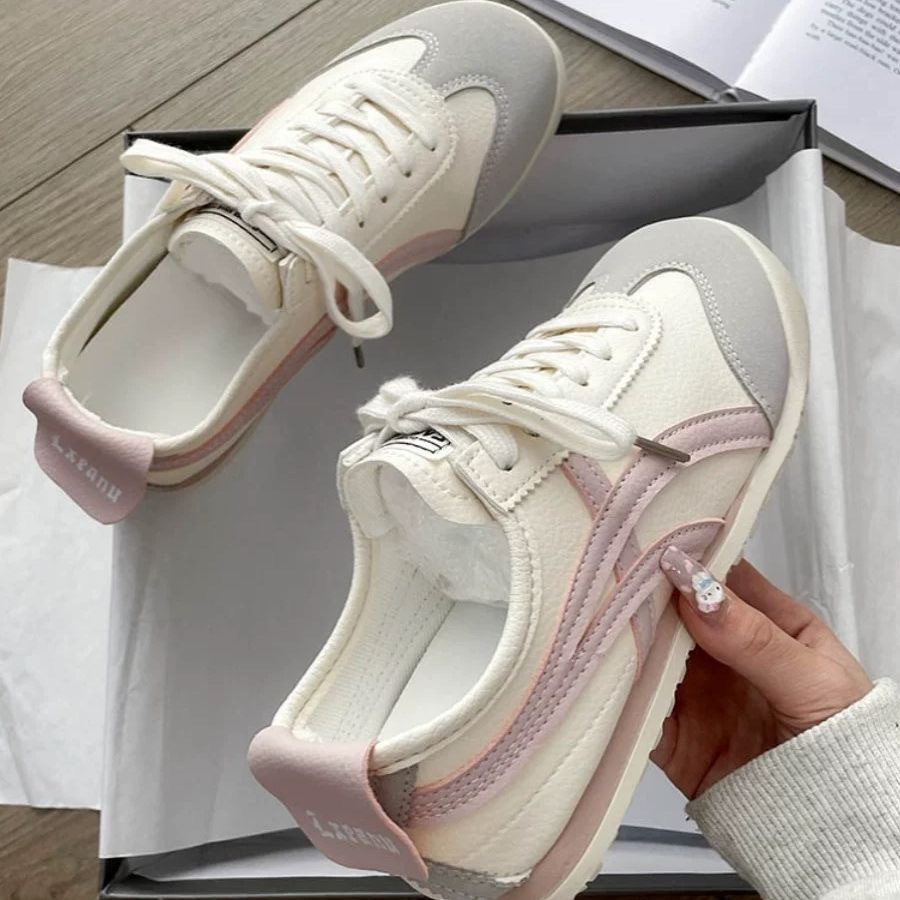 Thin Comfortable Flat Sneakers Versatile Women's Shoes 【Kasut Wanita】