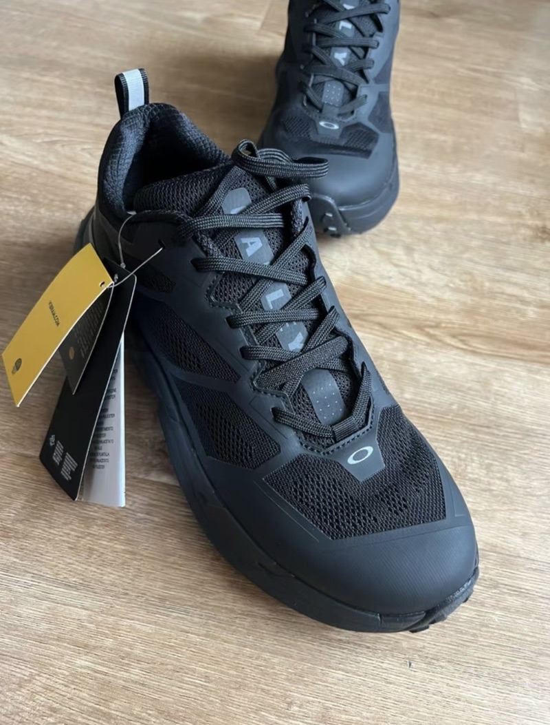 た*く様 OAKLEY LIGHT BREATHE TRIPLE Black 2 193517584542_light-