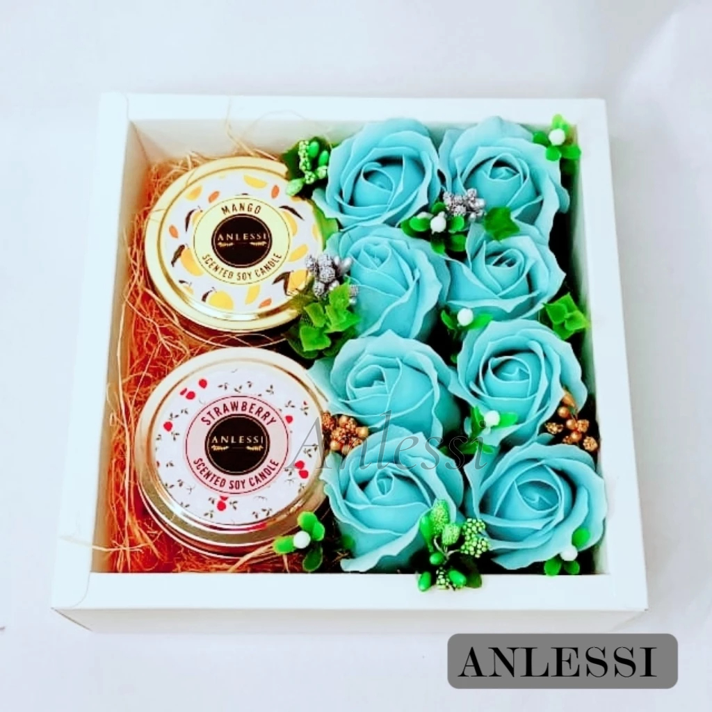 Anlessi_Sweet Candle Gift with Soap Flowers (Blue)