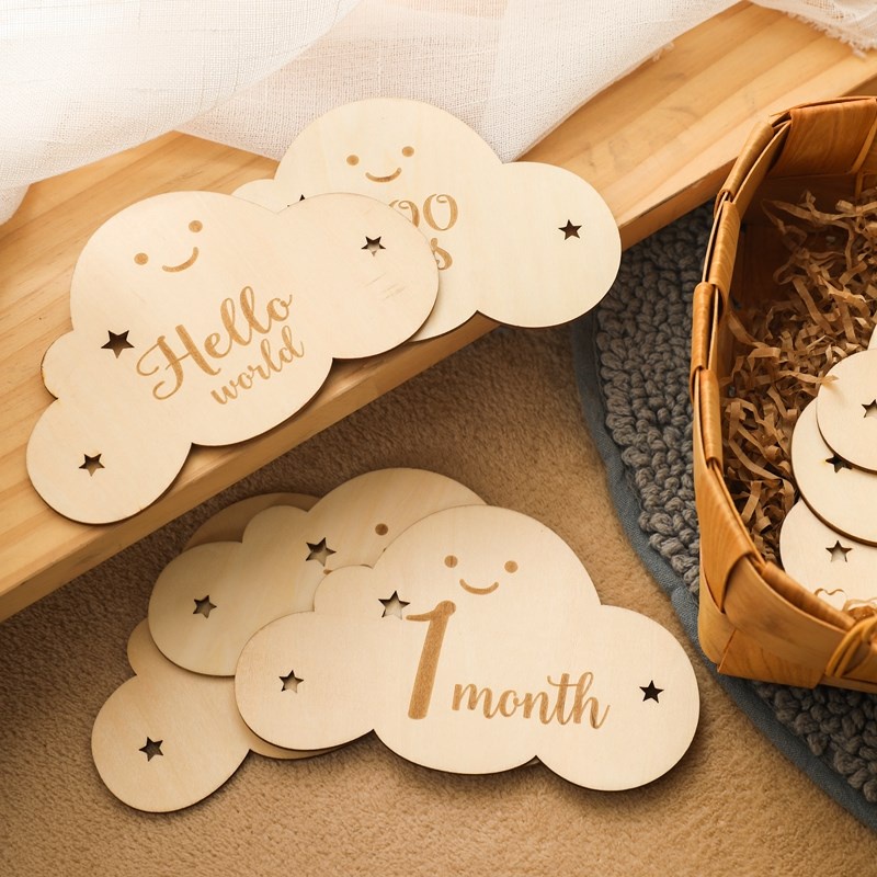 8pcs/set Wooden Baby Milestone Cards Cute Cloud Shape Milestone Memorial Monthly Baby Commemorativenir Newborn Photo Accessories