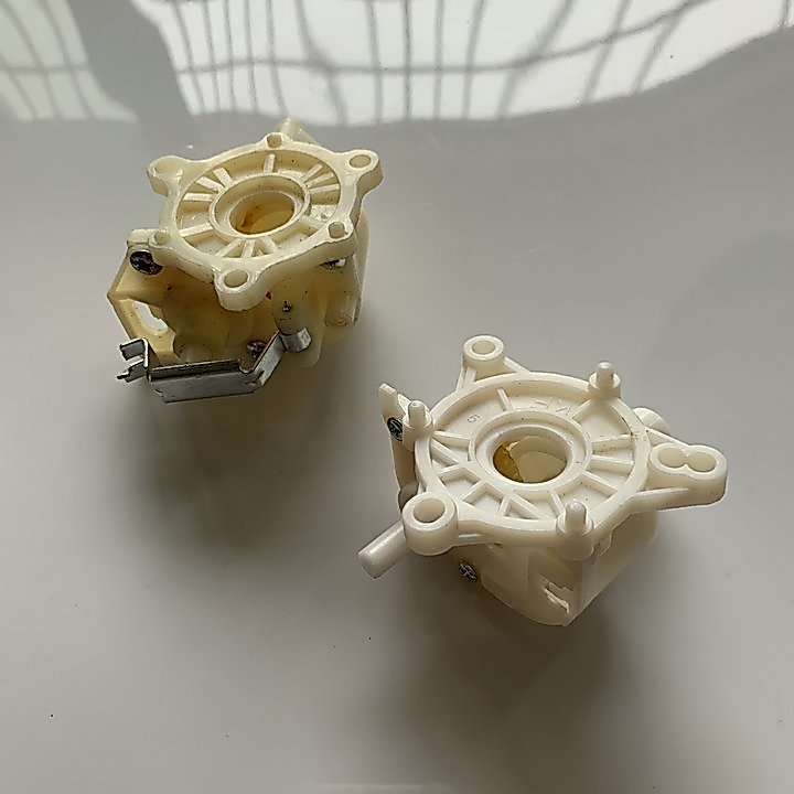 🔥Floor Fan Table Fan Shaking Head Device Electric Fan Accessories Tooth Box Fan Swing Head Gear Wave Box Suitable for FD-4012-WG Floor Fan Electric Fan Table Fan Wall Fan Shaking Head Gear Box Tooth Box