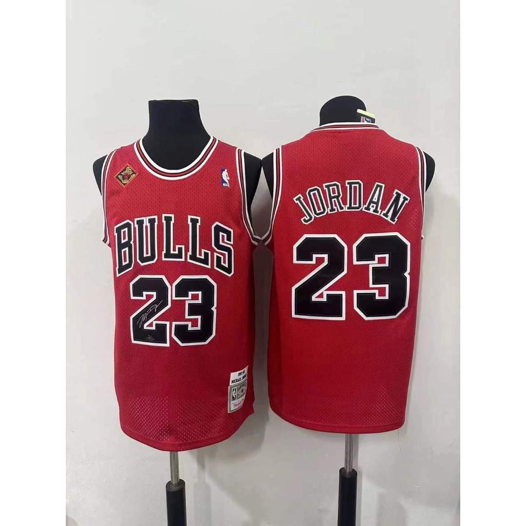 Chicago Bulls 23 Michael jordan signed jersey