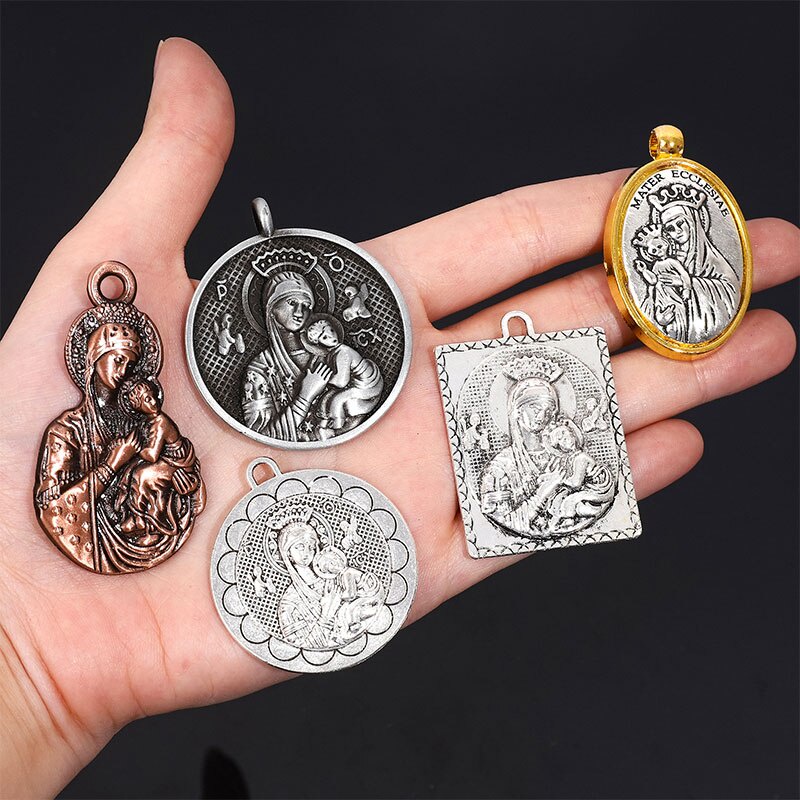 1pcs Religious Gold Plated Our Lady of St. Anne Medal Jewelry Gift, Medal of St. Anna Religious St. Raphael