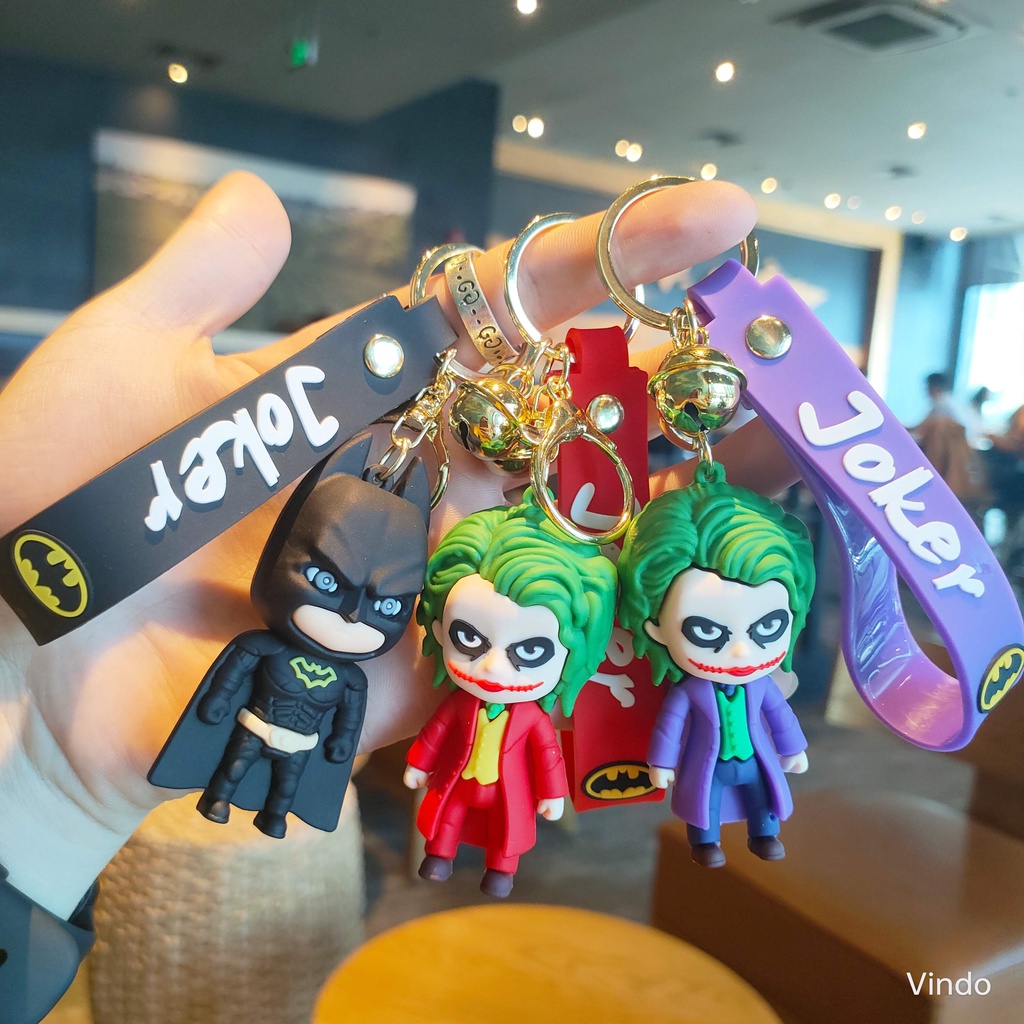 DC hero Batman doll keychain Gotham City Joker backpack keychain Car Keychain Batman souvenir gift