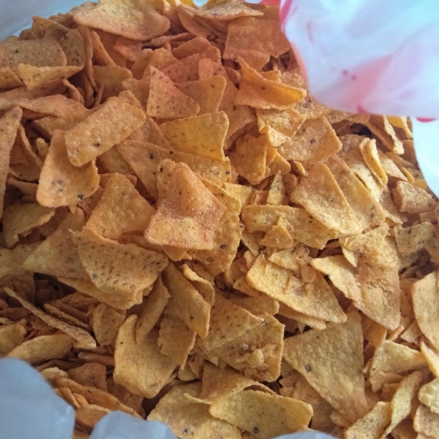 Snack Tortilla Balado Grilled Corn Barbeque | Happy Tos Kilo | Triangular Corn Tortilla Snack | ONLINA Snacks and Snacks