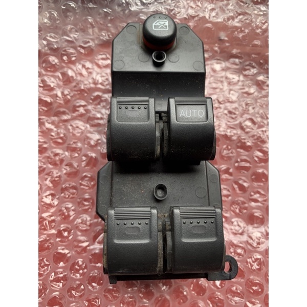 HONDA POWER WINDOWS SWITCH yang ada lamp pnp for RN1 RN3 RN5 STREAM ES1