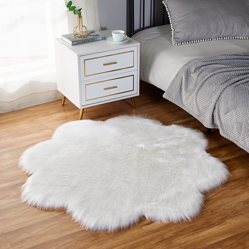 Ready Stock Fluffy Carpet Soft Faux Fur Carpet Shaggy Soft Bedside Anti Slip Floor Mat for Bedroom and Living Room