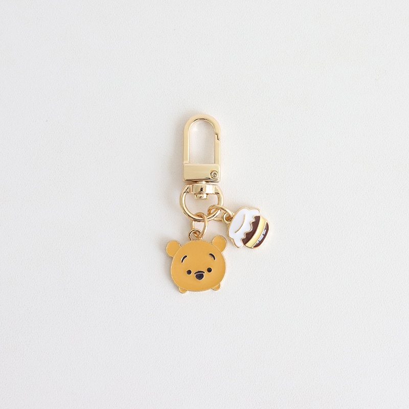 INS Cute Winnie The Pooh Keychain Cartoon Tiger Pendant Couple Accessories Piggy Key Hook