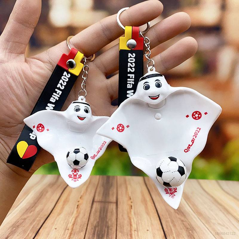 ST1 Qatar World Cup Mascot Luminous Keychain Laeeb Soccer Keyring Bag Pendant Fans Souvenirs Collection Gifts