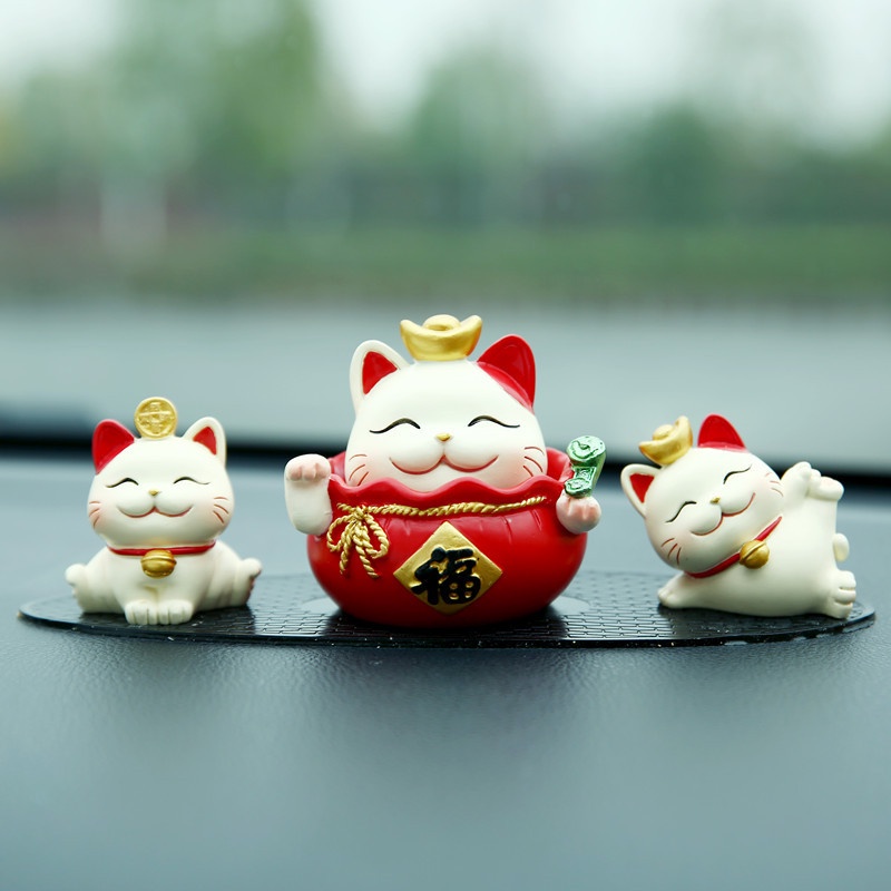 Lucky Cat Ornaments Office Home Shop Opening Creative Small Car Center Console Nordic Resin Craft Gifts [PYG]