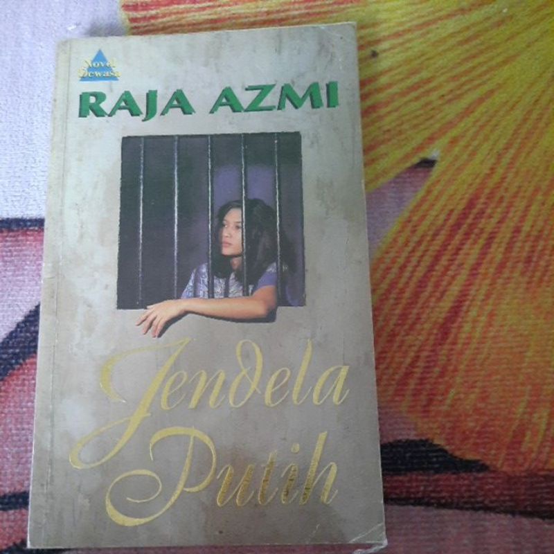 jendela putih by raja azmi