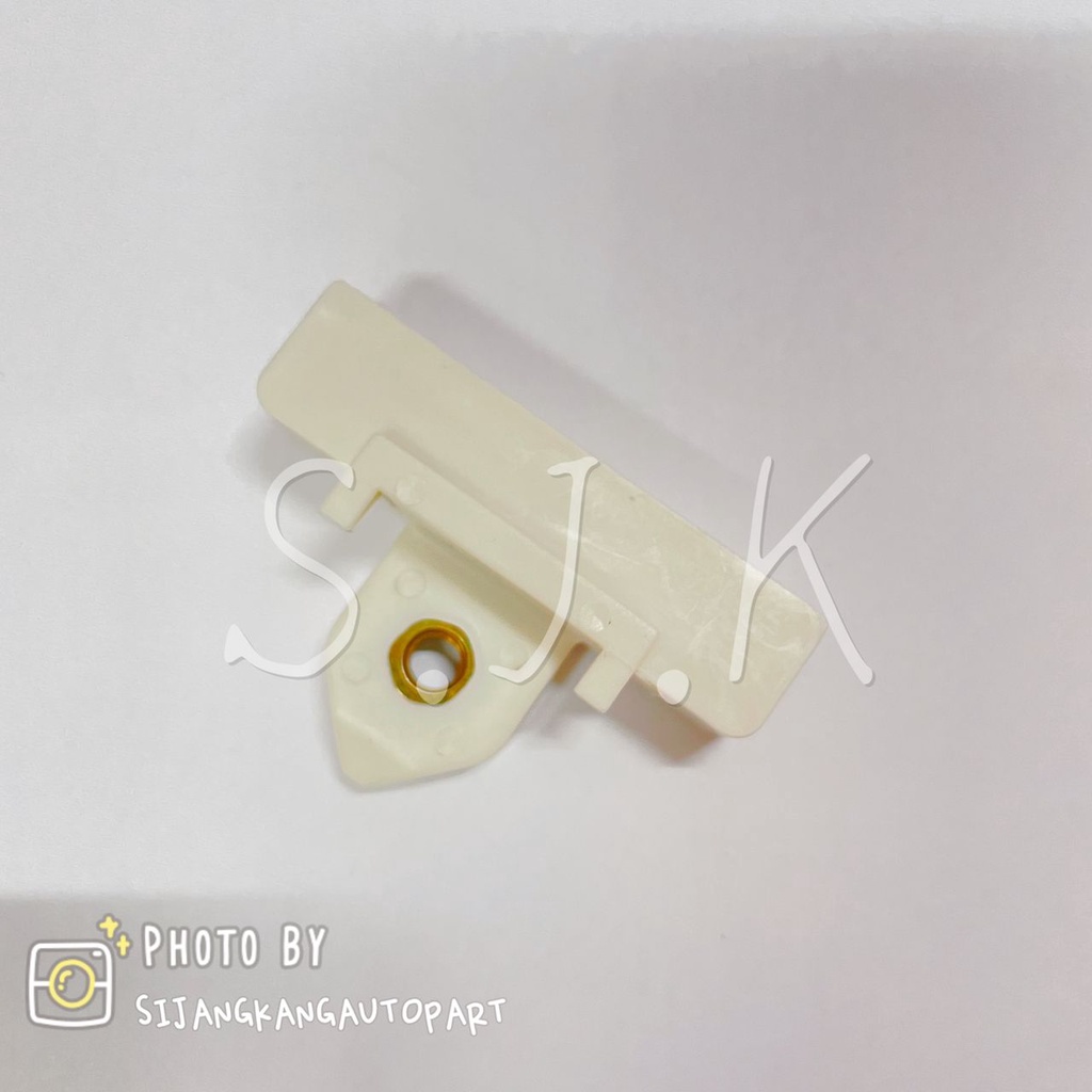 TOYOTA VIOS NCP150 DOOR GLASS HOLDER (40MM 60MM) Shopee Malaysia