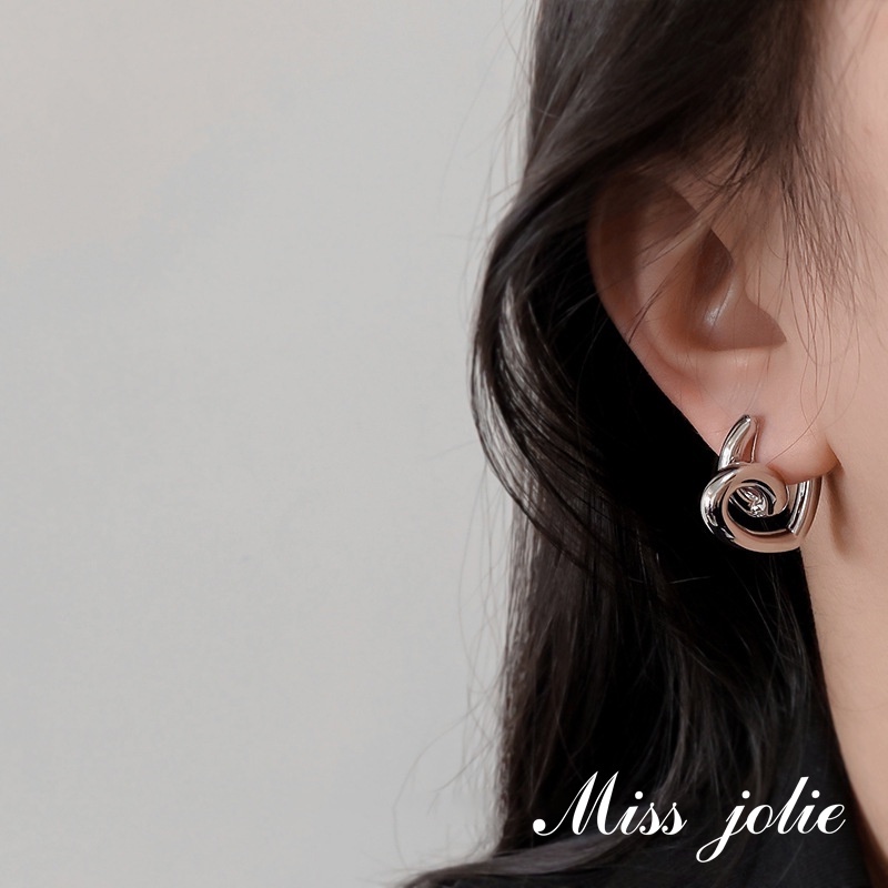 ✨Miss Jolie✨Ready Stock Metallic Love Mosquito Incense Plate No Pierced Ear Clip Female Cool Style Earrings Temperament Fashion Influencer Punk