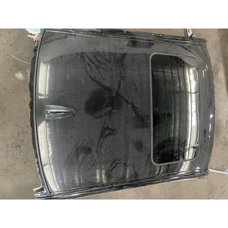 Sunroof BMW E90 3series CBU models full specs M325i specs Shopee Malaysia