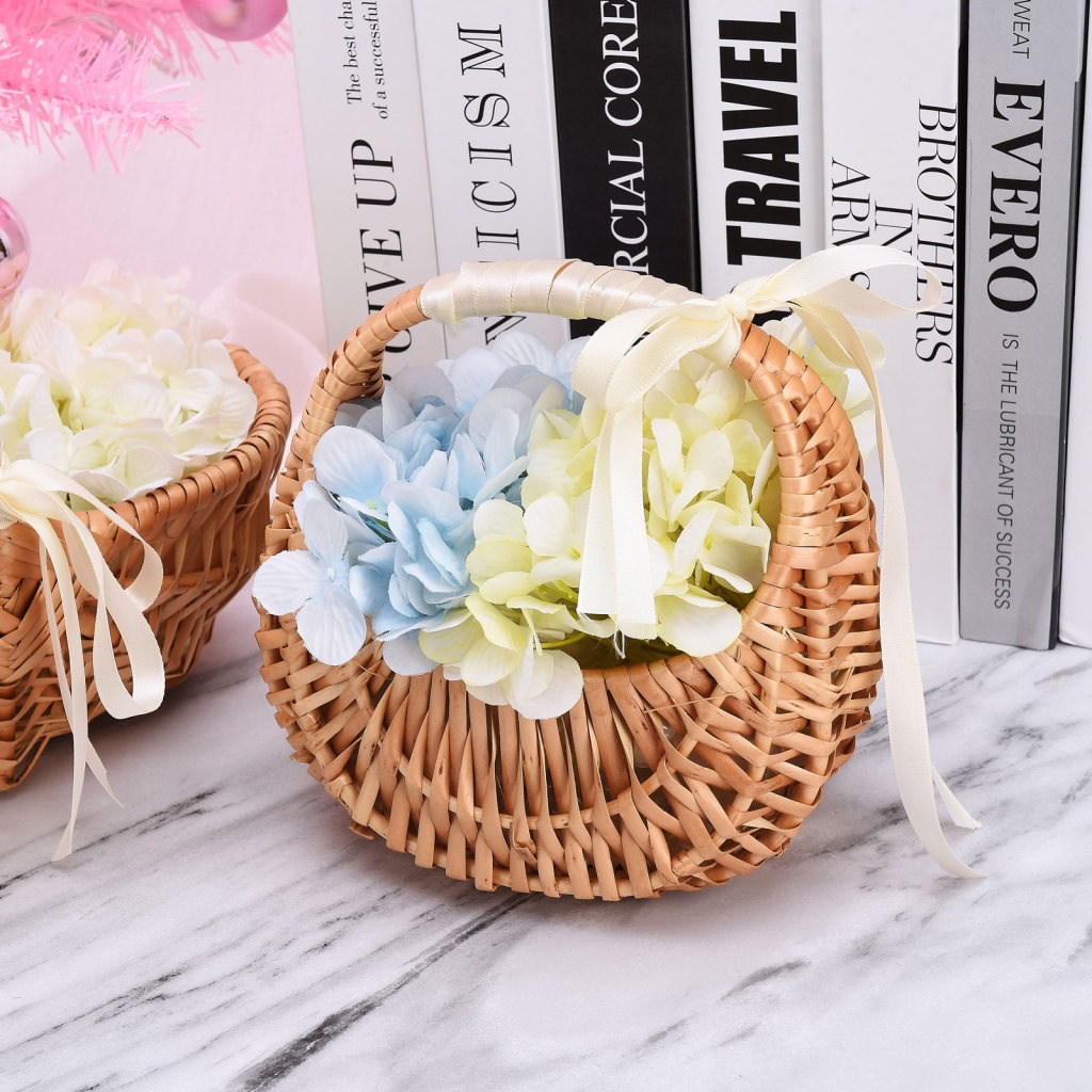 Handwoven Flower Basket Pinic Storage Containers Durable Creative Wedding Centerpieces For Holidays Parties Candy Fall Floral Decor Gift Baskets Bow Handle