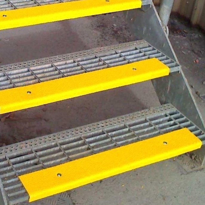 [STOCK CLEARANCE] Antislip Stair Nosings Safety Yellow Galvenized Steel ...