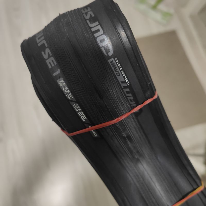 Giant Gavia Course 1 Tubeless Ready Road Bicycle Tire 60 TPI Rating Black 700 x 25mm Shopee